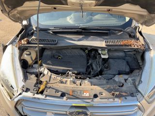 2017 Ford Escape Titanium - Engine Compartment Image